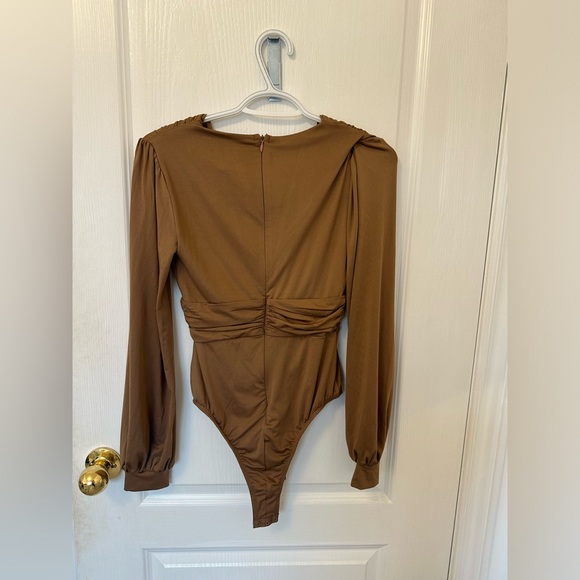 Princess Polly Deep Neck Bodysuit - Picture 2 of 3